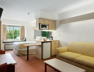 Microtel Inn & Suites By Wyndham Seneca Falls Rum bild